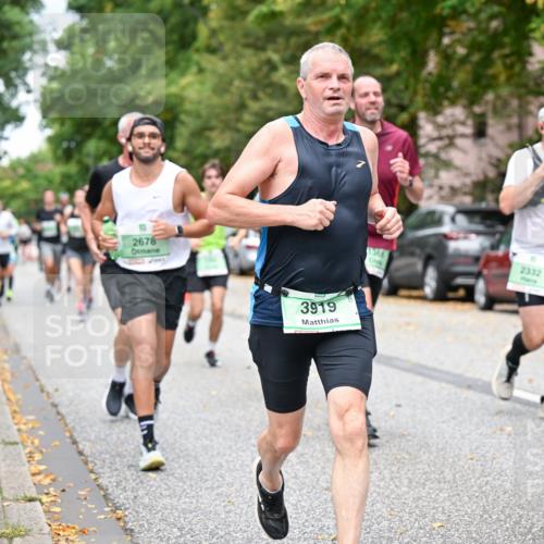 21.09.2025 - PSD Bank Halbmarathon Dr. Thomas Lammeyer http://msf.ph/oto/8923234 21.09.2025 10:42:39 Laufen 2678, 3919, 11301, 2332 meine-sportfotos.de