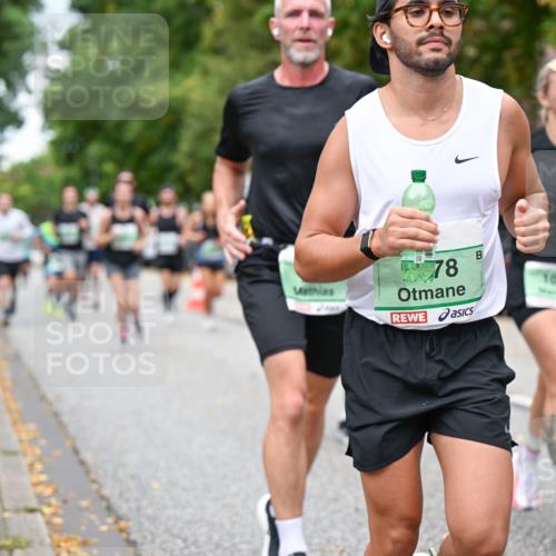 21.09.2025 - PSD Bank Halbmarathon Dr. Thomas Lammeyer http://msf.ph/oto/8923265 21.09.2025 10:42:40 Laufen 78, 1059 meine-sportfotos.de