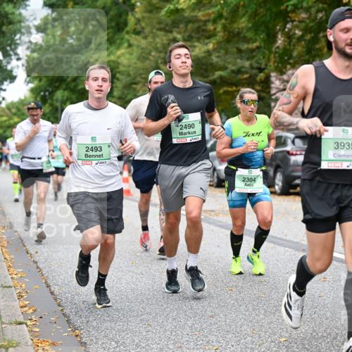 21.09.2025 - PSD Bank Halbmarathon Dr. Thomas Lammeyer http://msf.ph/oto/8923346 21.09.2025 10:42:45 Laufen 2493, 2490, 2304, 3935 meine-sportfotos.de
