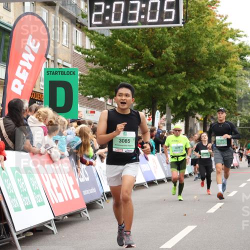 21.09.2025 - PSD Bank Halbmarathon Strokosch-Dieckow http://msf.ph/oto/8923348 21.09.2025 12:02:28 Ziel 1026, 1121, 3085, 3105 meine-sportfotos.de