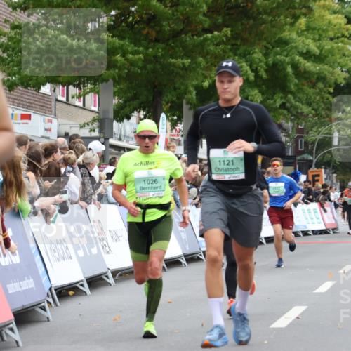 21.09.2025 - PSD Bank Halbmarathon Strokosch-Dieckow http://msf.ph/oto/8923363 21.09.2025 12:02:29 Ziel 1026, 1121, 3085, 3105 meine-sportfotos.de