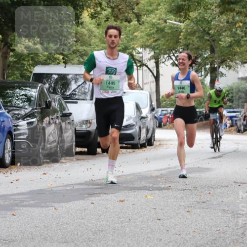 21.09.2025 - PSD Bank Halbmarathon Luisa Fischer http://msf.ph/oto/8923409 21.09.2025 11:08:01 Laufen 1445, 1446 meine-sportfotos.de
