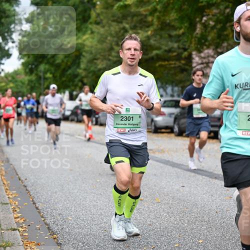 21.09.2025 - PSD Bank Halbmarathon Dr. Thomas Lammeyer http://msf.ph/oto/8923453 21.09.2025 10:42:51 Laufen 2301, 2934, 3085 meine-sportfotos.de