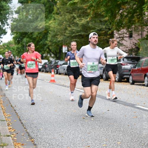 21.09.2025 - PSD Bank Halbmarathon Dr. Thomas Lammeyer http://msf.ph/oto/8923509 21.09.2025 10:42:55 Laufen 2549, 2435, 2971, 2607 meine-sportfotos.de
