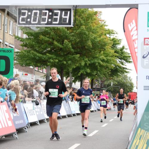 21.09.2025 - PSD Bank Halbmarathon Strokosch-Dieckow http://msf.ph/oto/8923585 21.09.2025 12:02:57 Ziel 2448, 3071, 3114, 3130, 3299 meine-sportfotos.de
