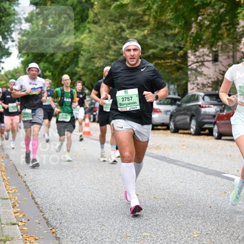 21.09.2025 - PSD Bank Halbmarathon Dr. Thomas Lammeyer http://msf.ph/oto/8923647 21.09.2025 10:43:01 Laufen 1209, 2750, 2757, 2737 meine-sportfotos.de