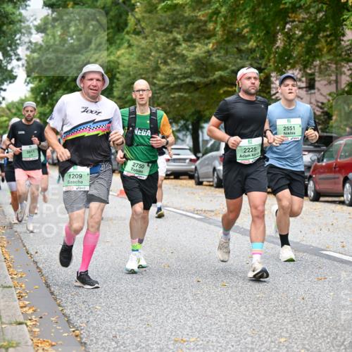 21.09.2025 - PSD Bank Halbmarathon Dr. Thomas Lammeyer http://msf.ph/oto/8923682 21.09.2025 10:43:03 Laufen 3911, 1209, 2750, 2225, 2551, 4915 meine-sportfotos.de