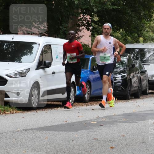 21.09.2025 - PSD Bank Halbmarathon Luisa Fischer http://msf.ph/oto/8923783 21.09.2025 11:11:31 Laufen 210, 1841 meine-sportfotos.de
