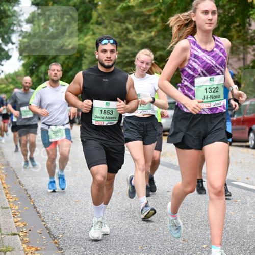 21.09.2025 - PSD Bank Halbmarathon Dr. Thomas Lammeyer http://msf.ph/oto/8923989 21.09.2025 10:43:20 Laufen 1853, 2534, 1322 meine-sportfotos.de