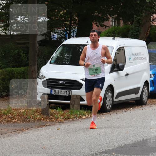 21.09.2025 - PSD Bank Halbmarathon Luisa Fischer http://msf.ph/oto/8924069 21.09.2025 11:13:45 Laufen 210, 1780 meine-sportfotos.de