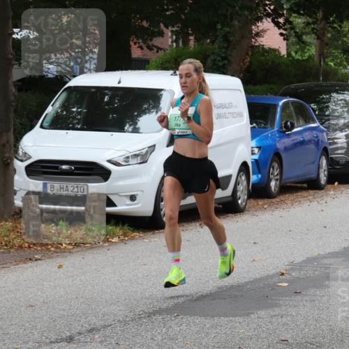 21.09.2025 - PSD Bank Halbmarathon Luisa Fischer http://msf.ph/oto/8924096 21.09.2025 11:13:51 Laufen 210, 177 meine-sportfotos.de