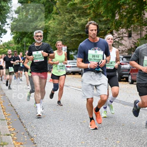 21.09.2025 - PSD Bank Halbmarathon Dr. Thomas Lammeyer http://msf.ph/oto/8924119 21.09.2025 10:43:27 Laufen 2133, 2446, 2615, 18, 2784, 4925 meine-sportfotos.de