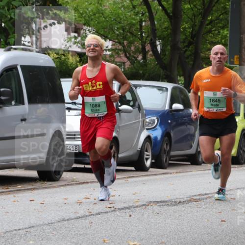 21.09.2025 - PSD Bank Halbmarathon Luisa Fischer http://msf.ph/oto/8924197 21.09.2025 11:15:54 Laufen 3418, 1088, 1845, 1989 meine-sportfotos.de