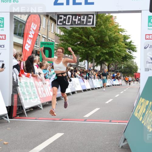 21.09.2025 - PSD Bank Halbmarathon Strokosch-Dieckow http://msf.ph/oto/8924202 21.09.2025 12:04:07 Ziel 1567, 1763, 3326, 3924 meine-sportfotos.de