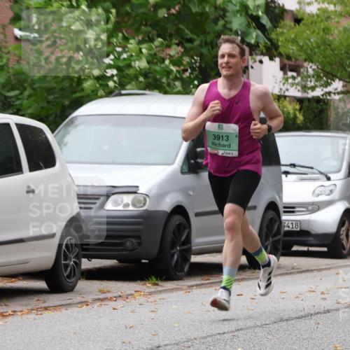 21.09.2025 - PSD Bank Halbmarathon Luisa Fischer http://msf.ph/oto/8924232 21.09.2025 11:16:01 Laufen 3913, 6418 meine-sportfotos.de