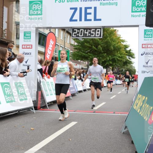 21.09.2025 - PSD Bank Halbmarathon Strokosch-Dieckow http://msf.ph/oto/8924297 21.09.2025 12:04:22 Ziel 1745, 3090, 3162, 3355, 3966 meine-sportfotos.de