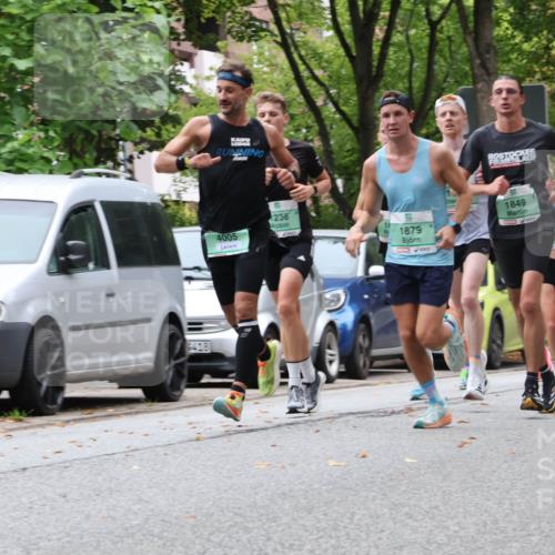 21.09.2025 - PSD Bank Halbmarathon Luisa Fischer http://msf.ph/oto/8924475 21.09.2025 11:18:34 Laufen 236, 4005, 1849, 1879, 4019 meine-sportfotos.de