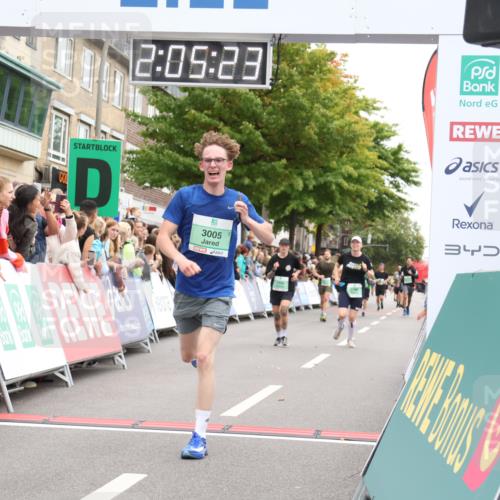 21.09.2025 - PSD Bank Halbmarathon Strokosch-Dieckow http://msf.ph/oto/8924503 21.09.2025 12:04:46 Ziel 1699, 1760, 1853, 2556, 2585, 2960, 3005, 3010, 3039, 3336, 3512, 3607 meine-sportfotos.de
