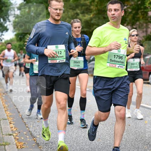 21.09.2025 - PSD Bank Halbmarathon Dr. Thomas Lammeyer http://msf.ph/oto/8924701 21.09.2025 10:43:58 Laufen 12, 1796, 2641, 2811, 103 meine-sportfotos.de
