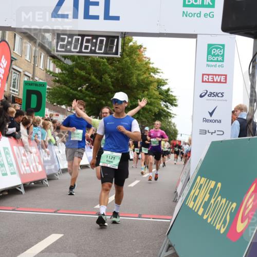 21.09.2025 - PSD Bank Halbmarathon Strokosch-Dieckow http://msf.ph/oto/8924702 21.09.2025 12:05:24 Ziel 1043, 1171, 1253, 1255, 1387, 3267, 3467, 4045 meine-sportfotos.de