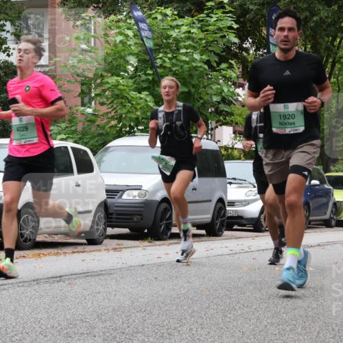 21.09.2025 - PSD Bank Halbmarathon Luisa Fischer http://msf.ph/oto/8924744 21.09.2025 11:20:01 Laufen 4029, 3418, 1920, 2955, 1437 meine-sportfotos.de