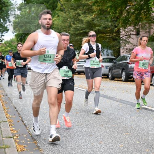21.09.2025 - PSD Bank Halbmarathon Dr. Thomas Lammeyer http://msf.ph/oto/8924758 21.09.2025 10:44:01 Laufen 1254, 1371, 3141, 2585 meine-sportfotos.de