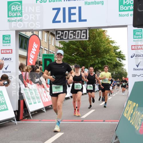 21.09.2025 - PSD Bank Halbmarathon Strokosch-Dieckow http://msf.ph/oto/8924759 21.09.2025 12:05:29 Ziel 1043, 1171, 1218, 1219, 1253, 1255, 1387, 2618, 3262, 3267, 4021, 4045 meine-sportfotos.de