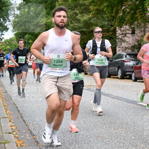 21.09.2025 - PSD Bank Halbmarathon Dr. Thomas Lammeyer http://msf.ph/oto/8924765 21.09.2025 10:44:01 Laufen 2521, 1254, 131, 3141, 2585, 34915 meine-sportfotos.de