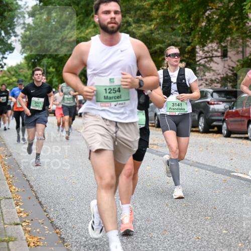 21.09.2025 - PSD Bank Halbmarathon Dr. Thomas Lammeyer http://msf.ph/oto/8924768 21.09.2025 10:44:01 Laufen 2521, 1254, 2003, 3141, 2585, 4925 meine-sportfotos.de