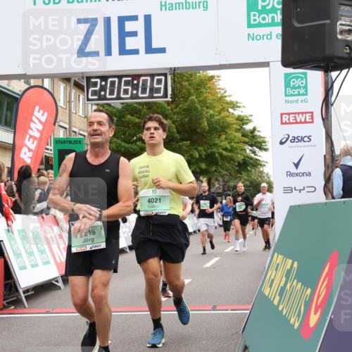 21.09.2025 - PSD Bank Halbmarathon Strokosch-Dieckow http://msf.ph/oto/8924790 21.09.2025 12:05:32 Ziel 1043, 1218, 1219, 1253, 1255, 1387, 2097, 2618, 2890, 3262, 3970, 4021, 4045 meine-sportfotos.de