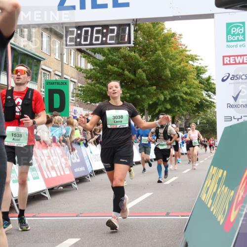 21.09.2025 - PSD Bank Halbmarathon Strokosch-Dieckow http://msf.ph/oto/8924900 21.09.2025 12:05:44 Ziel 1299, 1485, 1538, 2097, 2440, 2670, 3038, 3074, 3251, 3970, 4020, 4022 meine-sportfotos.de