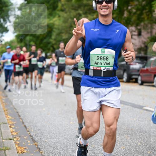21.09.2025 - PSD Bank Halbmarathon Dr. Thomas Lammeyer http://msf.ph/oto/8925054 21.09.2025 10:44:16 Laufen 2858, 26, 27 meine-sportfotos.de