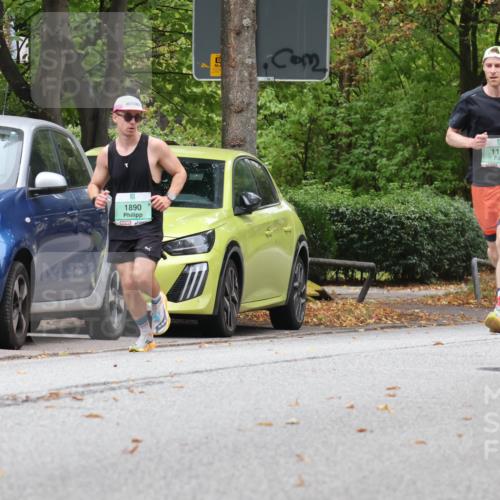 21.09.2025 - PSD Bank Halbmarathon Luisa Fischer http://msf.ph/oto/8925098 21.09.2025 11:22:10 Laufen 1890, 7, 1169 meine-sportfotos.de