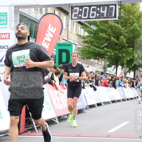 21.09.2025 - PSD Bank Halbmarathon Strokosch-Dieckow http://msf.ph/oto/8925145 21.09.2025 12:06:10 Ziel 1620, 1726, 1727, 2013, 2446, 2580, 3292, 3428 meine-sportfotos.de