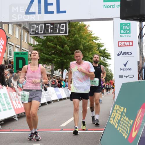 21.09.2025 - PSD Bank Halbmarathon Strokosch-Dieckow http://msf.ph/oto/8925368 21.09.2025 12:06:43 Ziel 1334, 2656, 2698, 2838, 2933, 3059, 3254, 3465, 3586, 3955, 4065 meine-sportfotos.de