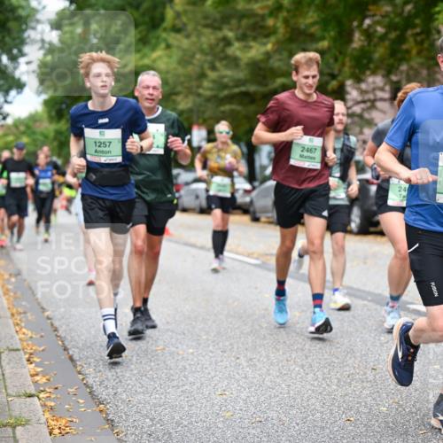 21.09.2025 - PSD Bank Halbmarathon Dr. Thomas Lammeyer http://msf.ph/oto/8925372 21.09.2025 10:44:34 Laufen 1257, 2467, 24, 1521 meine-sportfotos.de
