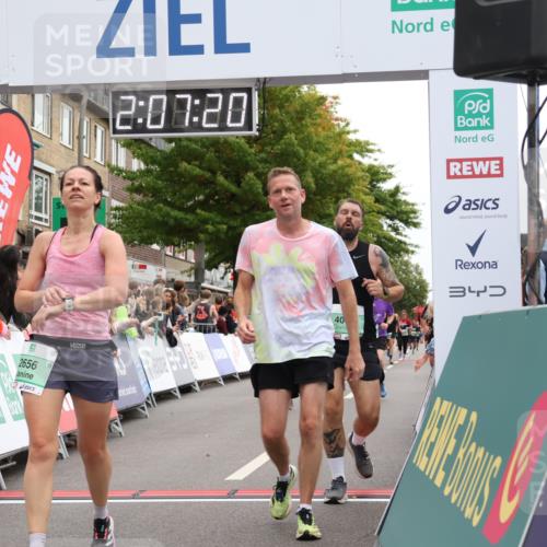 21.09.2025 - PSD Bank Halbmarathon Strokosch-Dieckow http://msf.ph/oto/8925373 21.09.2025 12:06:43 Ziel 1334, 2656, 2698, 2838, 2933, 3059, 3254, 3465, 3586, 3955, 4065 meine-sportfotos.de
