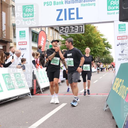 21.09.2025 - PSD Bank Halbmarathon Strokosch-Dieckow http://msf.ph/oto/8925519 21.09.2025 12:07:01 Ziel 1284, 2624, 2808, 3064, 3266, 3391, 3749 meine-sportfotos.de