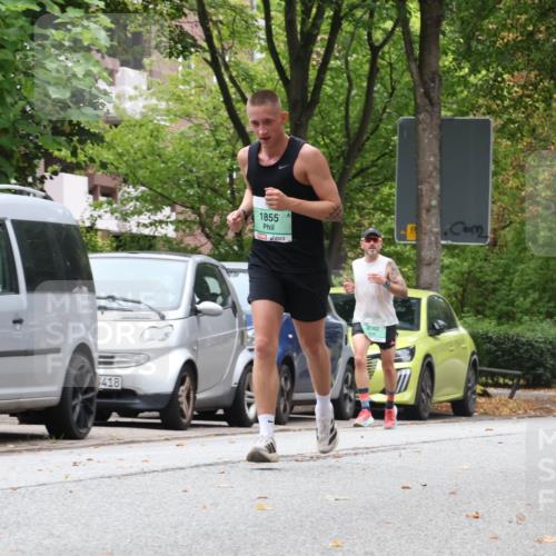 21.09.2025 - PSD Bank Halbmarathon Luisa Fischer http://msf.ph/oto/8925556 21.09.2025 11:24:23 Laufen 418, 1855, 2082, 1979 meine-sportfotos.de