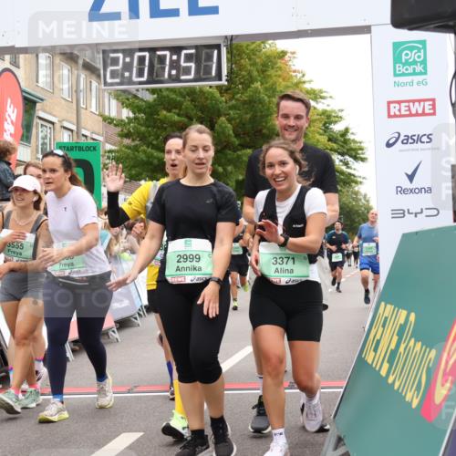 21.09.2025 - PSD Bank Halbmarathon Strokosch-Dieckow http://msf.ph/oto/8925608 21.09.2025 12:07:15 Ziel 1347, 1388, 1571, 1594, 2223, 2628, 2693, 2789, 2999, 3006, 3259, 3371, 3555, 3931 meine-sportfotos.de