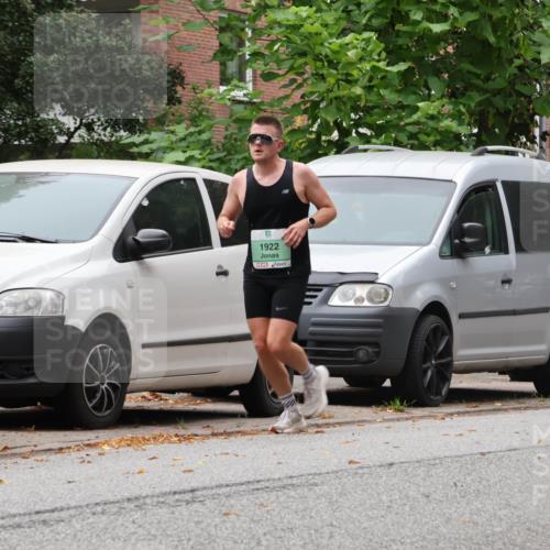 21.09.2025 - PSD Bank Halbmarathon Luisa Fischer http://msf.ph/oto/8925745 21.09.2025 11:25:30 Laufen 1922, 3418 meine-sportfotos.de