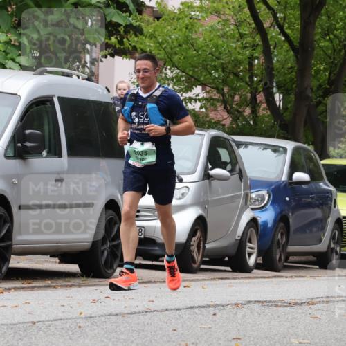 21.09.2025 - PSD Bank Halbmarathon Luisa Fischer http://msf.ph/oto/8925776 21.09.2025 11:25:40 Laufen 2035, 8 meine-sportfotos.de