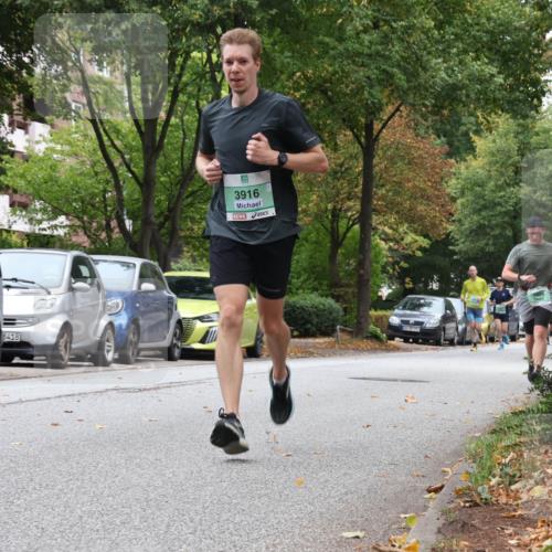 21.09.2025 - PSD Bank Halbmarathon Luisa Fischer http://msf.ph/oto/8926200 21.09.2025 11:28:03 Laufen 8418, 3916 meine-sportfotos.de