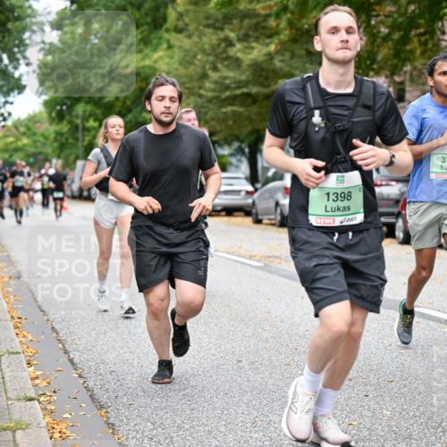 21.09.2025 - PSD Bank Halbmarathon Dr. Thomas Lammeyer http://msf.ph/oto/8926296 21.09.2025 10:45:32 Laufen 1398, 3187 meine-sportfotos.de