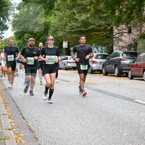 21.09.2025 - PSD Bank Halbmarathon Dr. Thomas Lammeyer http://msf.ph/oto/8926357 21.09.2025 10:45:41 Laufen 3961, 3059, 2870, 2763, 4915 meine-sportfotos.de