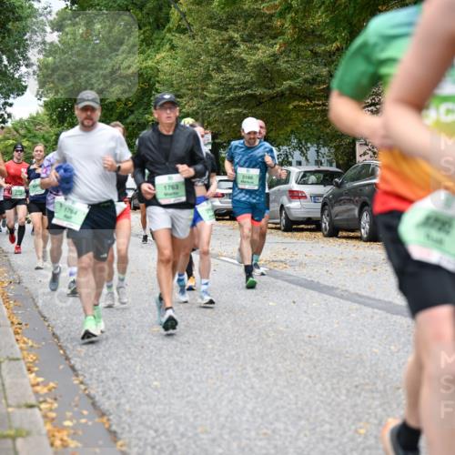 21.09.2025 - PSD Bank Halbmarathon Dr. Thomas Lammeyer http://msf.ph/oto/8926578 21.09.2025 10:45:56 Laufen 2433, 1764, 1763, 3166 meine-sportfotos.de