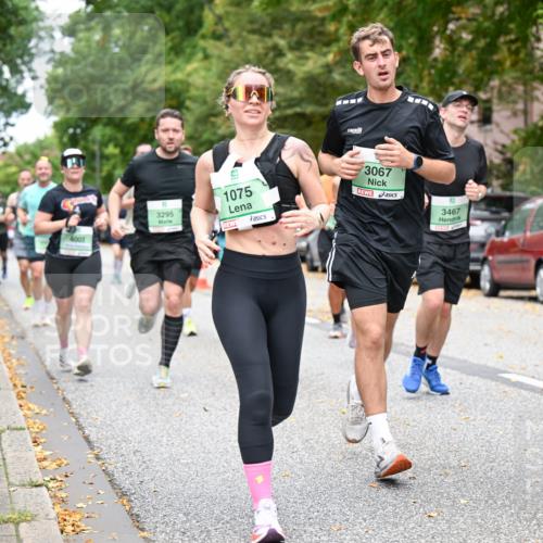 21.09.2025 - PSD Bank Halbmarathon Dr. Thomas Lammeyer http://msf.ph/oto/8927048 21.09.2025 10:46:27 Laufen 4003, 3295, 1075, 3067, 3467 meine-sportfotos.de