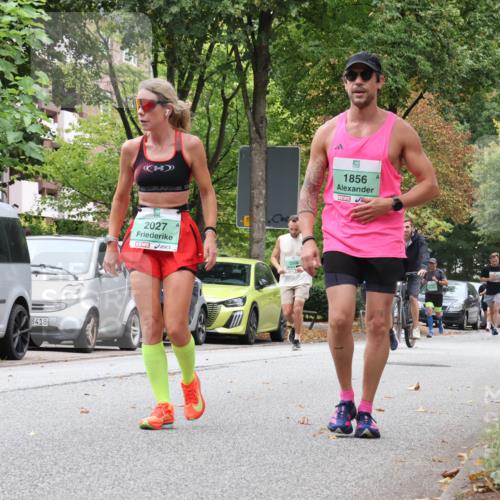 21.09.2025 - PSD Bank Halbmarathon Luisa Fischer http://msf.ph/oto/8927125 21.09.2025 11:32:49 Laufen 3418, 2027, 1856 meine-sportfotos.de