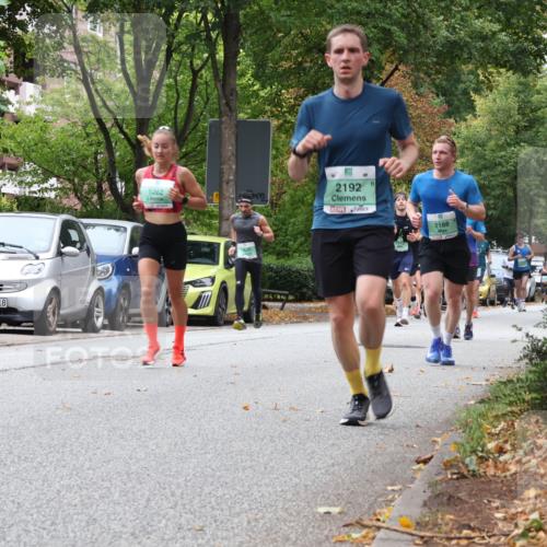21.09.2025 - PSD Bank Halbmarathon Luisa Fischer http://msf.ph/oto/8927347 21.09.2025 11:34:09 Laufen 3418, 1062, 2192, 2188 meine-sportfotos.de