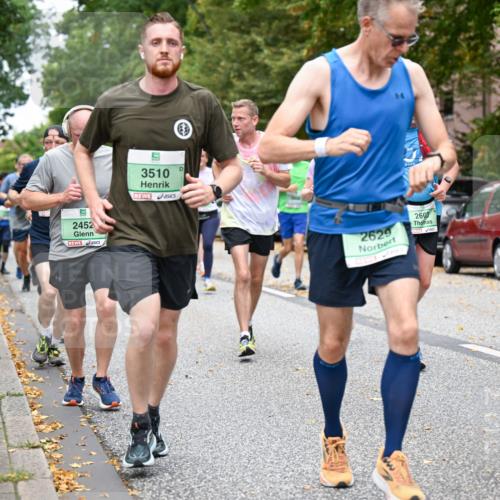 21.09.2025 - PSD Bank Halbmarathon Dr. Thomas Lammeyer http://msf.ph/oto/8927378 21.09.2025 10:46:48 Laufen 2452, 3510, 2629, 2603, 3349 meine-sportfotos.de